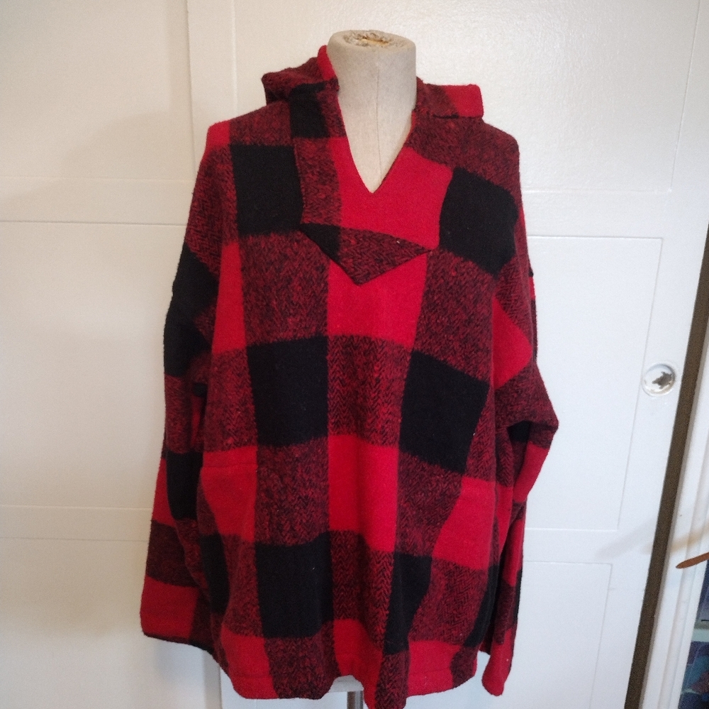 Vintage 90's, Earth Rags: Buffalo Plaid Baja Hoodie